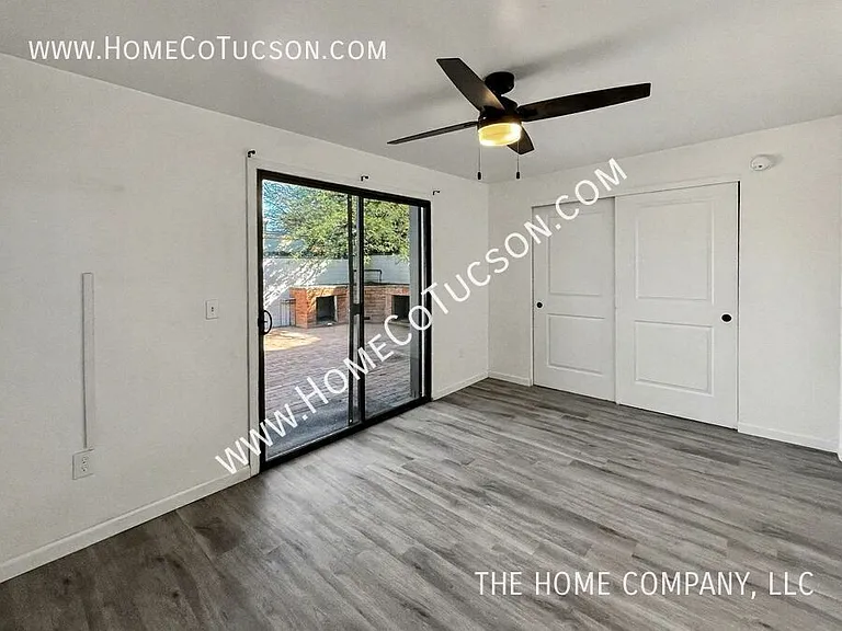 3435 E Elida St — Photo 11