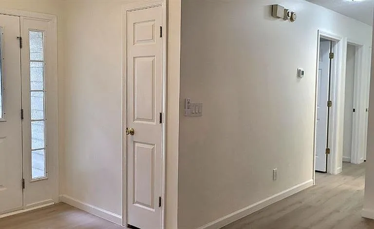 2280 Chelmsford Ct — Photo 6