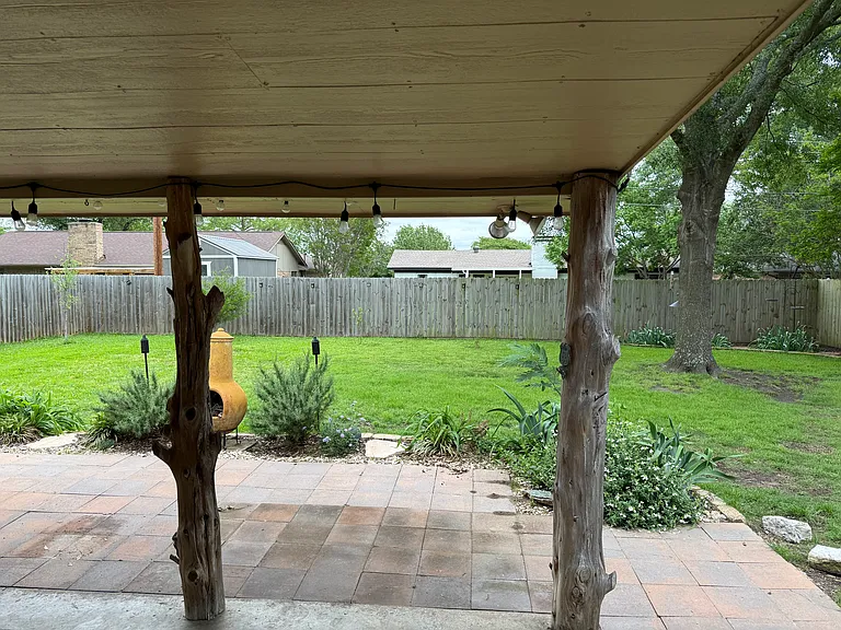 513 Quail Run St — Photo 12