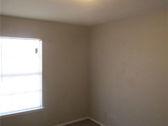 5th image of 1008 Whitewater Trl