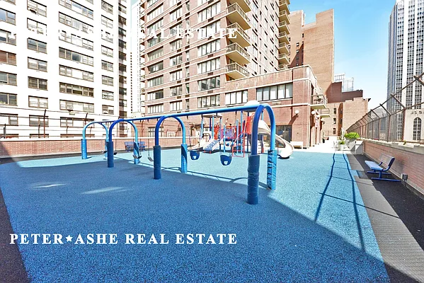 Rented by Peter Ashe | media 33