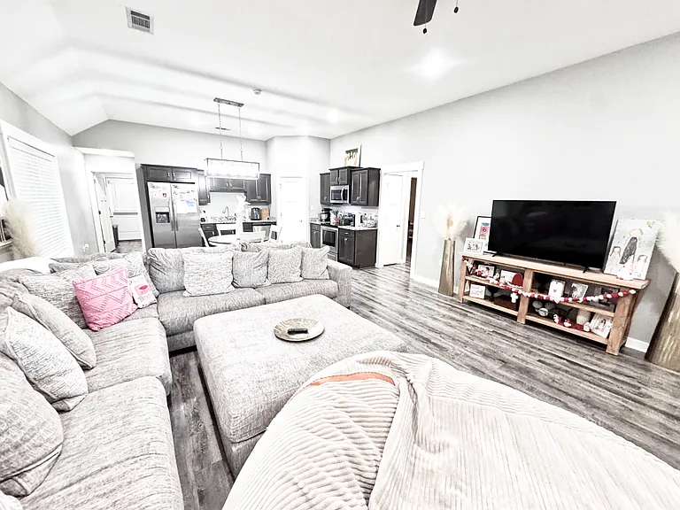 283 Wolf Den Dr — Photo 4