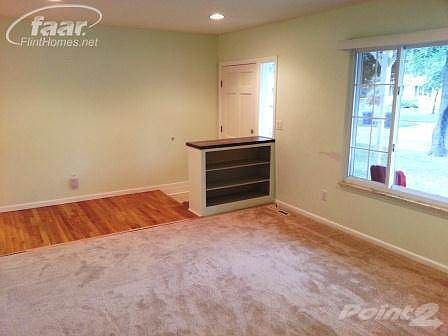 3rd image of 528 Greenway Dr