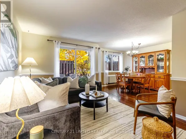 36 Champlain Cres #15-5, Peterborough, ON K9L 1T1