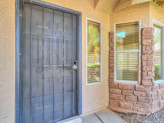 5th image of 2471 E VALENCIA Drive