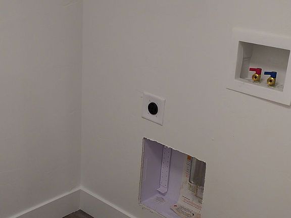 Washer and dryer hookups