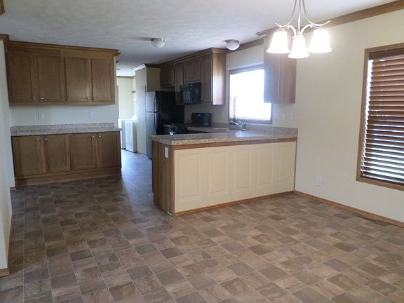2nd image of 3400 Sagebrush Blvd