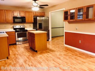 2 Cherry Tree Ct, Reisterstown, MD 21136