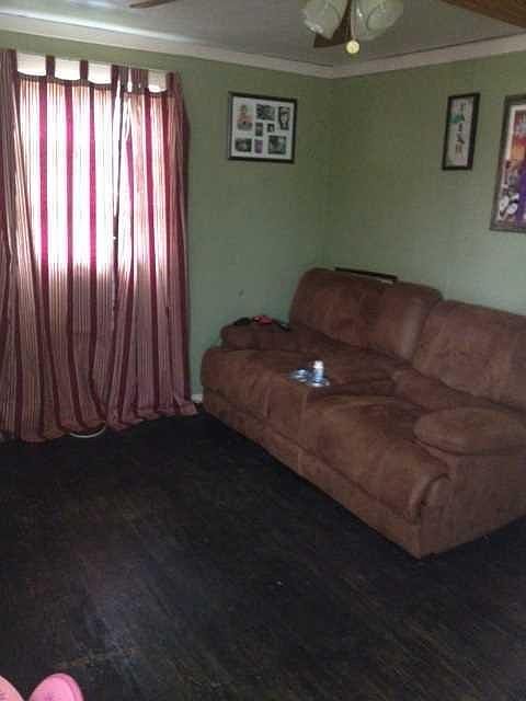 2nd image of 489 East St