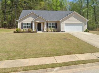 1896 Roxey Ln, Winder, GA 30680