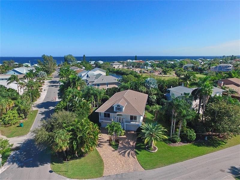 302 Tarpon St, Anna Maria, FL 34216 | Zillow