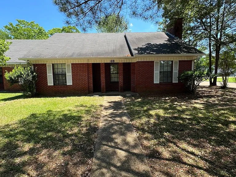 9B River Oaks Pl — Photo 1