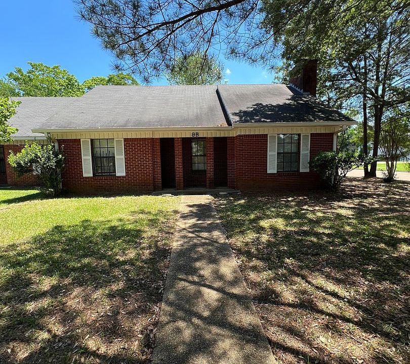1st image of 9B River Oaks Pl