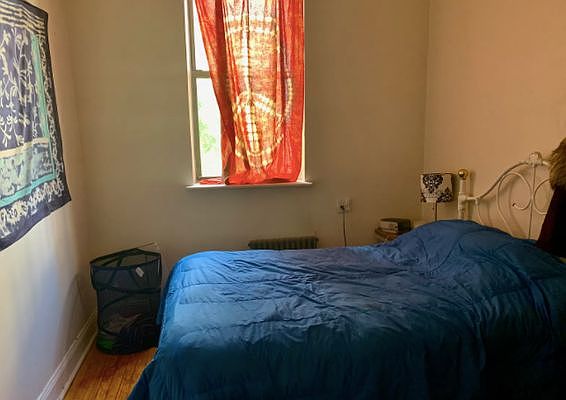 3rd image of 25 W 87th St #3RR