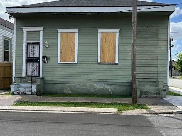 2138 Pauger St, New Orleans, LA 70116