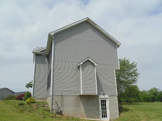 2nd image of 4234 Foxwood Dr