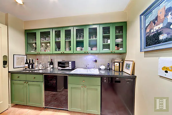 Sold by Halstead Real Estate | media 24