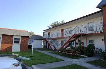 1st image of 419 93rd Ave N APT 3