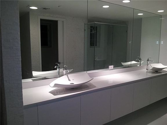 4th image of 7821 Fisher Island Dr #7821