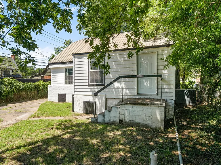 2415 N Boston Ave — Photo 45
