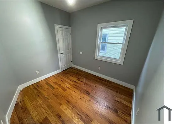 38 Tillinghast St #2L — Photo 6