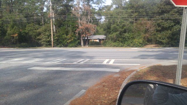 1st image of 521 Hendry St
