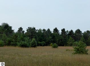 Mesa Trl #E, Beulah, MI 49617