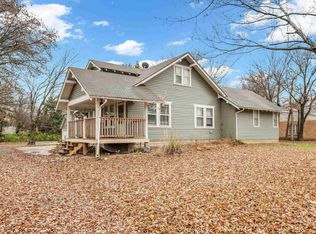 1125 E Broadway St, Newton, KS 67114