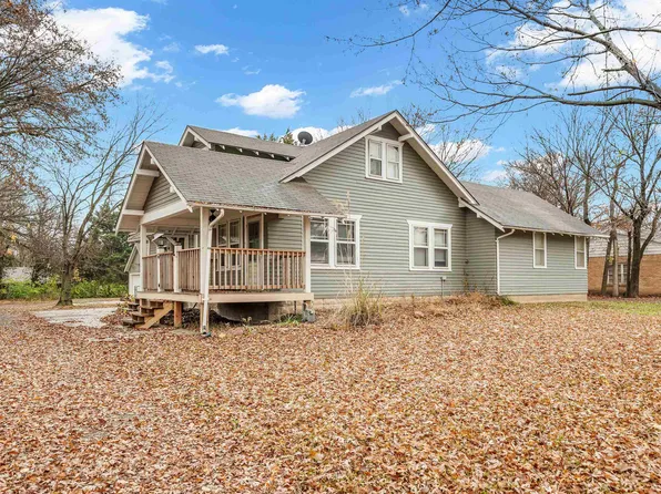 1125 E Broadway St, Newton, KS 67114