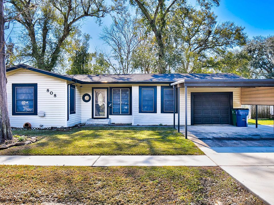 1st image of 808 Akers St