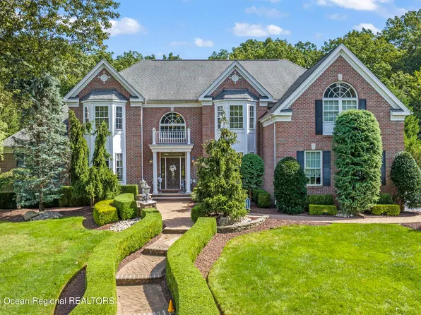 11 Livingston Court, Marlboro, NJ 07746