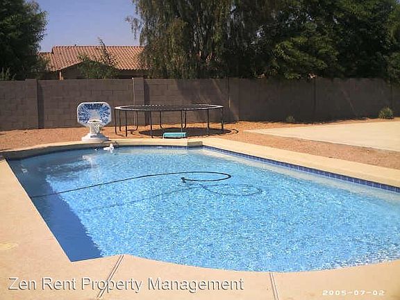 4th image of 822 E Birchwood Pl