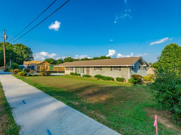 100 Osborn Ct, Chickamauga, GA 30707