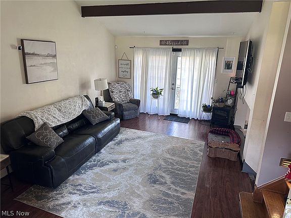 2nd image of 4931 Hampton Dr
