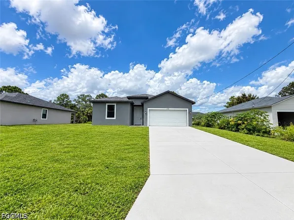 6036 Acorn Cir, Labelle, FL 33935