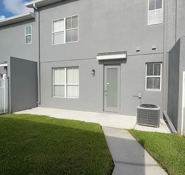 4209 Austen Falls Ln — Photo 28