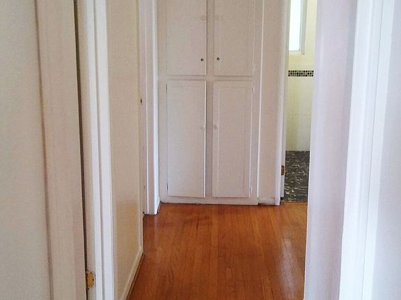 5th image of 16643 Marilla St