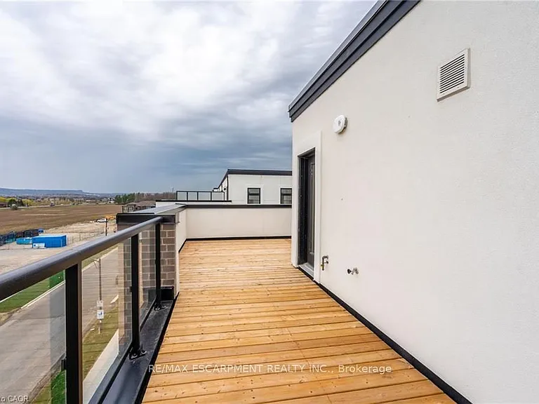 1585 Rose Way #119 — Photo 28