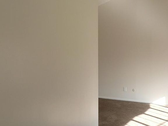 Living room 3