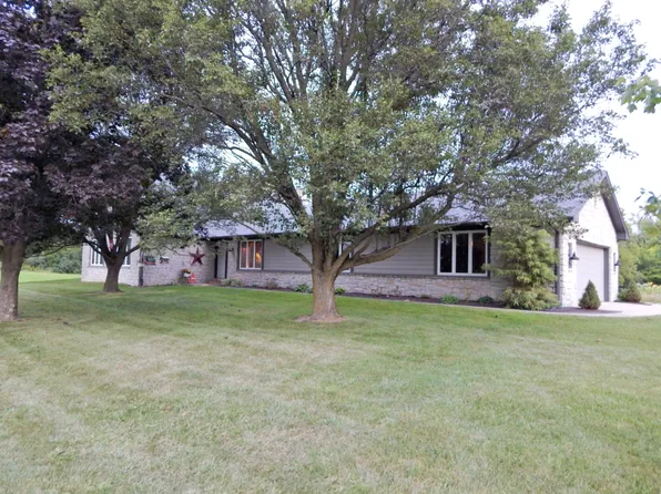 3380 E Main St, Danville, IN 46122