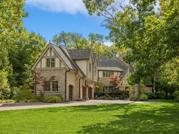 100 Lakewood Pl, Highland Park, IL 60035