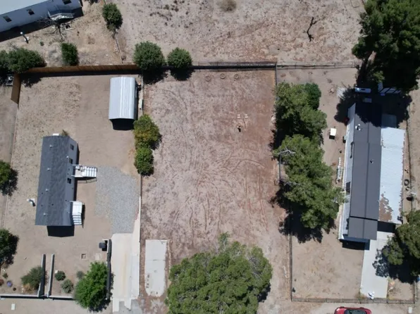 8428 Star Brite Dr, Lake Isabella, CA 93240