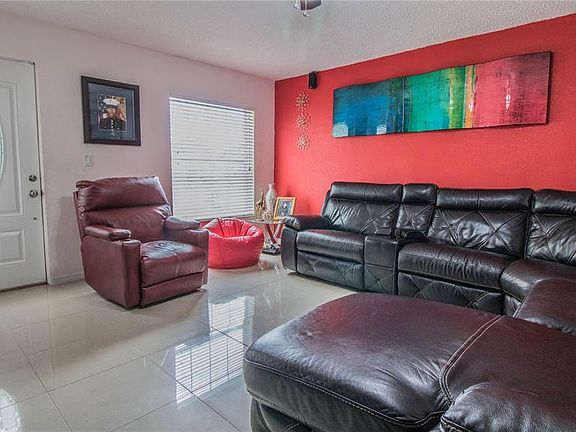 2nd image of 1411 Dolphin Dr