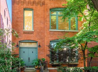 2039 N Racine Ave, Chicago, IL 60614