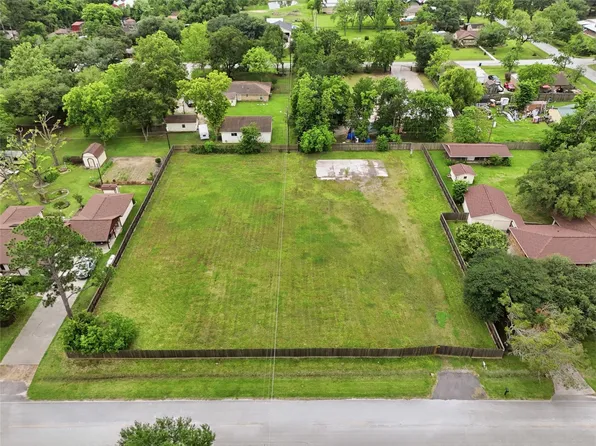 5407 Ripple Ln, Spring, TX 77389