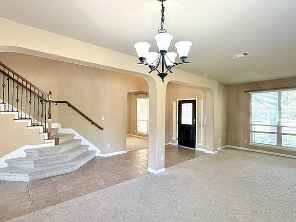 4th image of 2110 Reston Cv