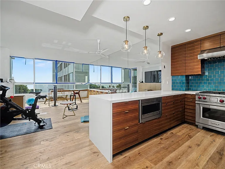 17352 W Sunset Blvd — Photo 36