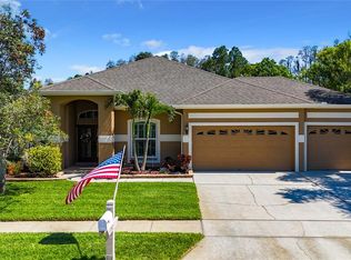 1352 Highwood Pl, Zephyrhills, FL 33543