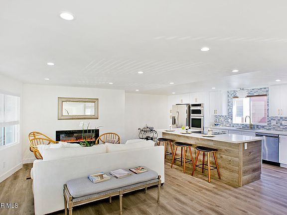 2nd image of 2369 Arapaho Way #136