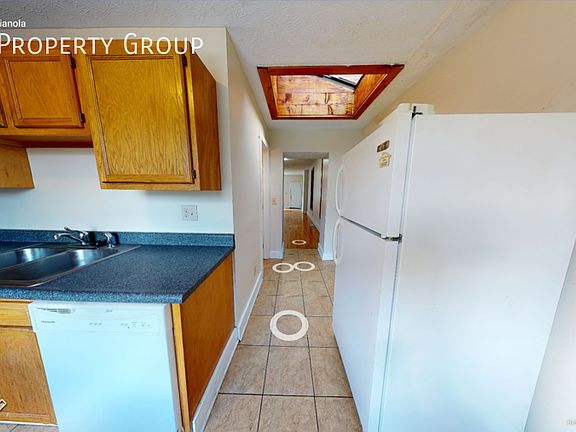 5th image of 1366-1368 Indianola Ave